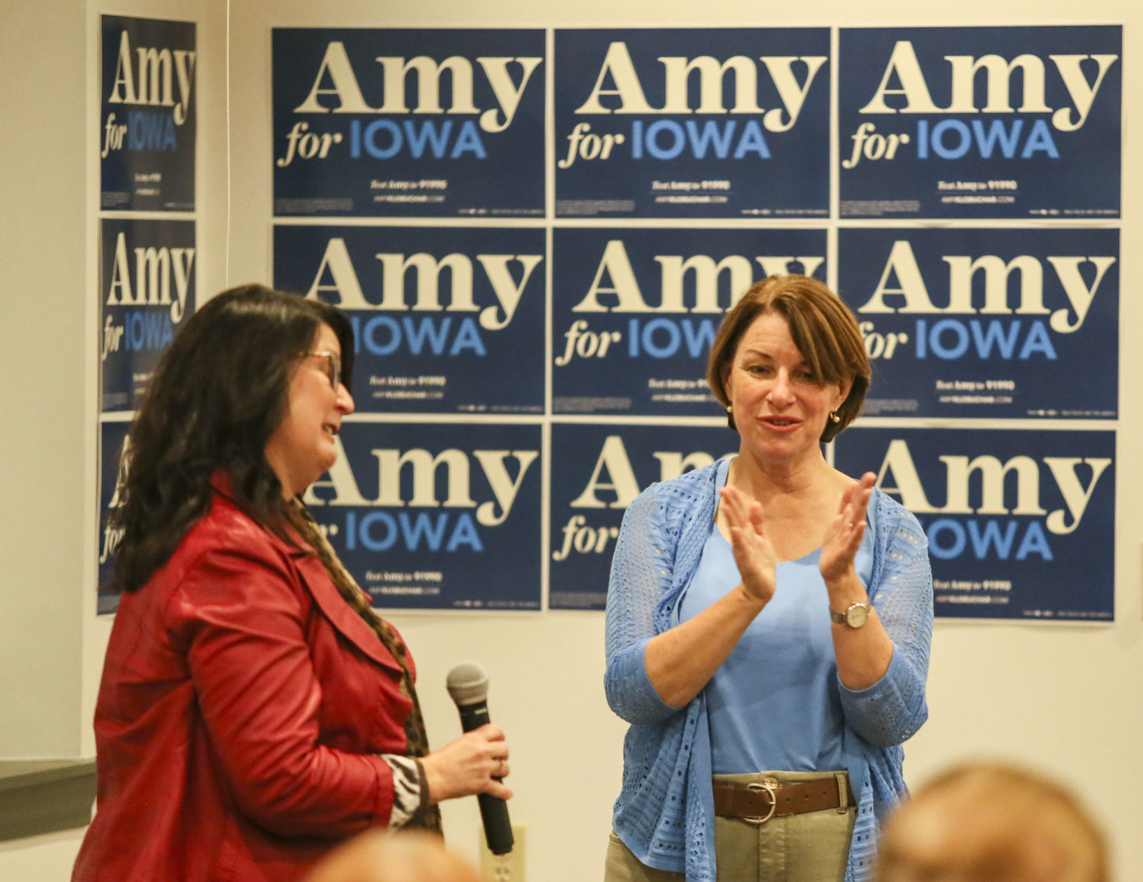 101919-mda-nws-klobuchar-17.jpg